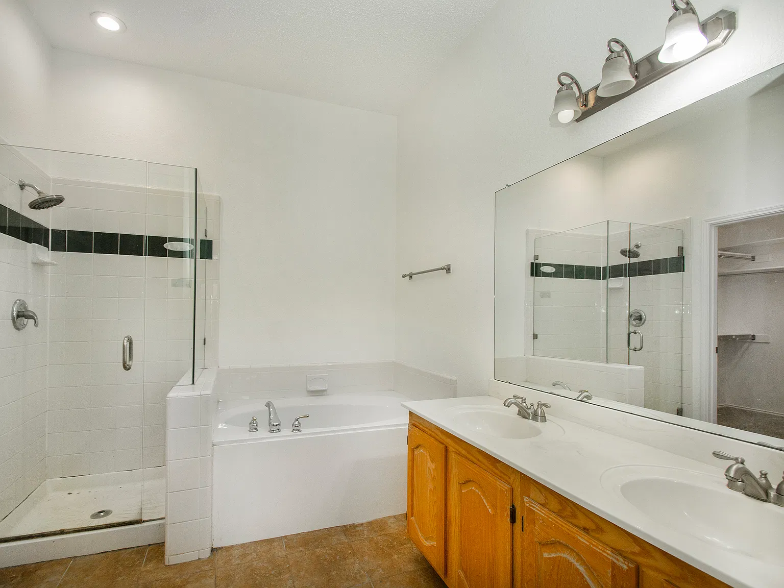 5812 Marrietta Dr — Photo 2
