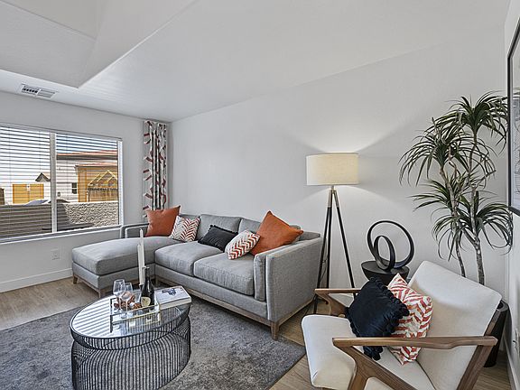 The Townhomes at Horizon Ridge, Henderson, NV, Living Room