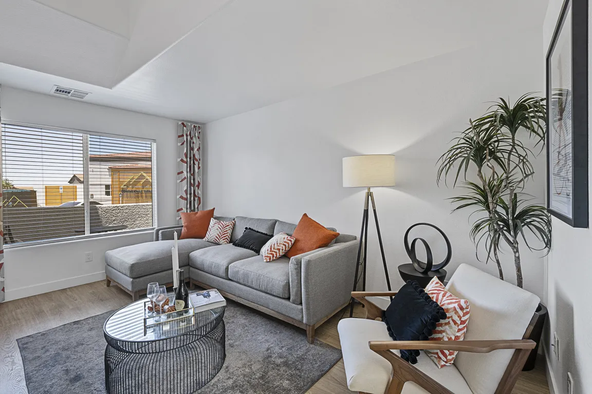 The Townhomes at Horizon Ridge, Henderson, NV, Living Room