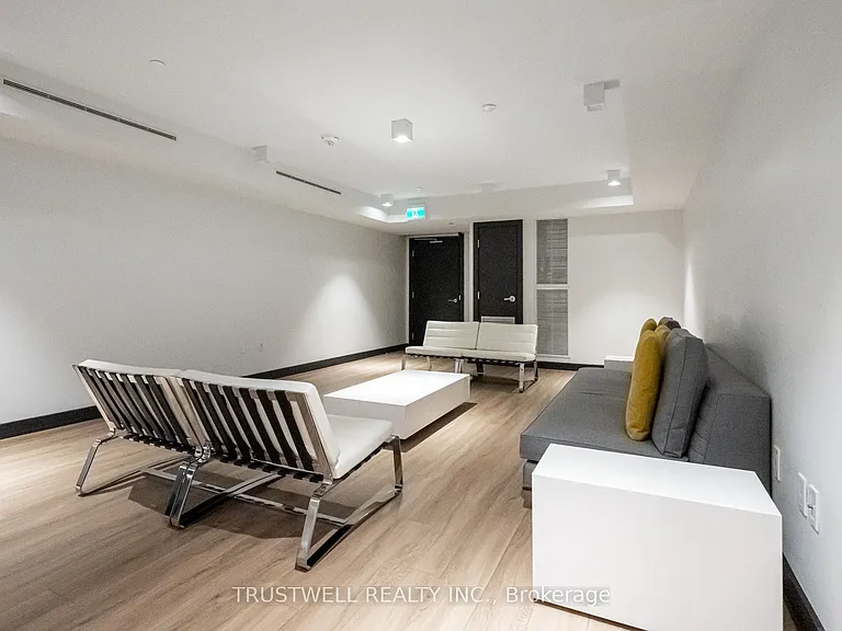 158 Front St E #1004 — Photo 24