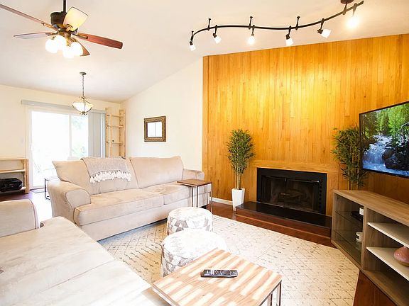 4th image of 1765 Northbrook Dr