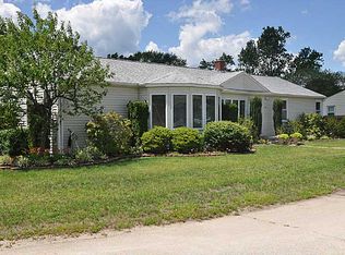 33 Charlotte St, Coventry, RI 02816