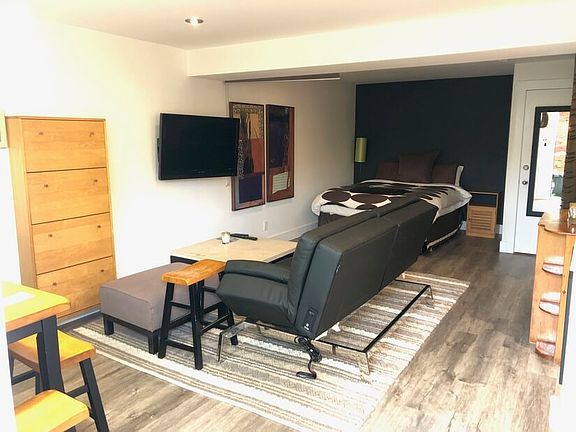Welcome home to your Furnished Rental in Pacifica