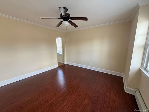3rd image of 3016 154th St