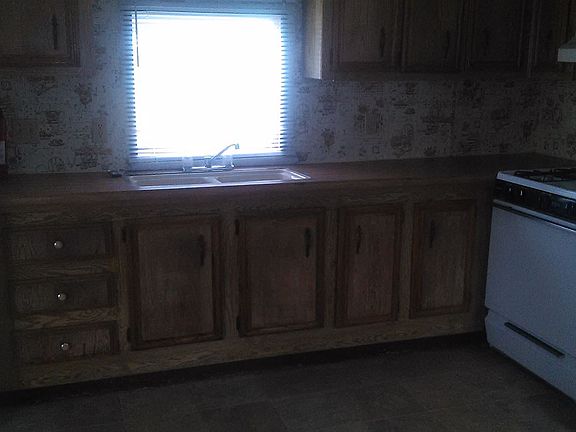 1475257241280-2034970033