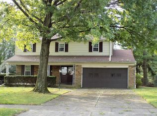 8593 Denallen Dr, Cincinnati, OH 45255
