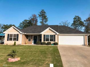 2715 Summer Creek Dr, Gainesville, GA 30507