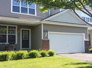 615 Ravencroft Rd, Waconia, MN 55387