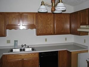 5th image of 803 Worthington Ct Unit A