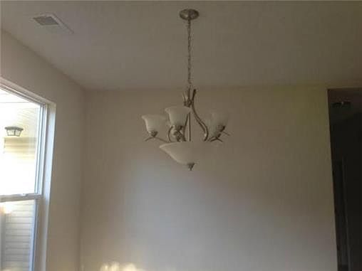 3rd image of 4731 S Union Ave #D12l