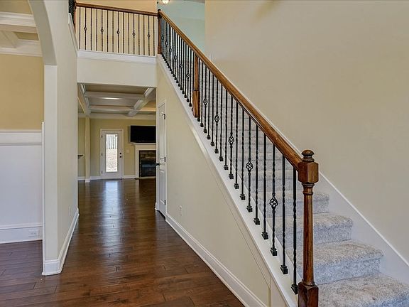 5th image of 5442 Victoria Falls Drive