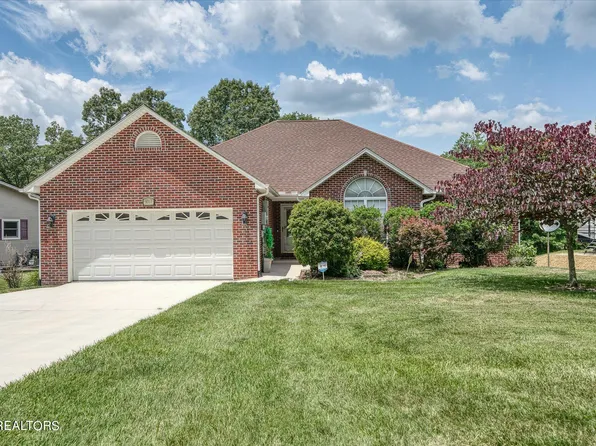 9017 Cherokee Trl, Crossville, TN 38572