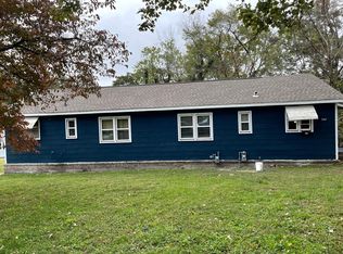 567 W Outer Dr, Oak Ridge, TN 37830