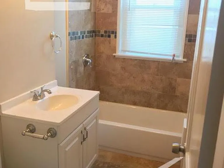 1335 Commonwealth Ave #50 — Photo 15