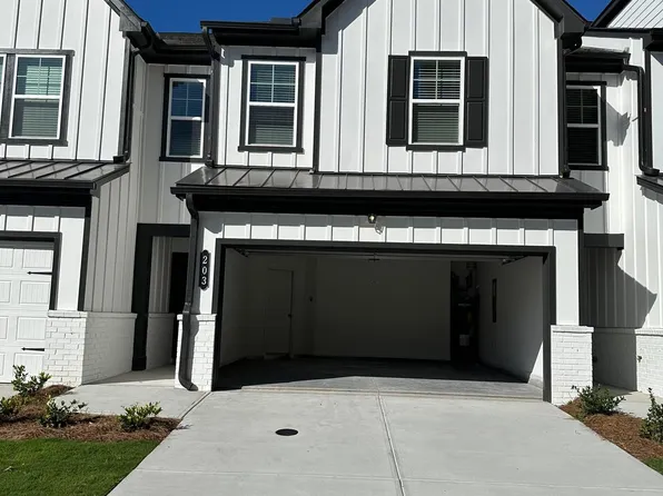 203 Mission Blvd, Pendergrass, GA 30567