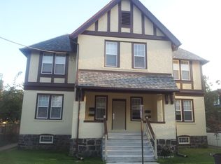 43 Pine St, Marcus Hook, PA 19061