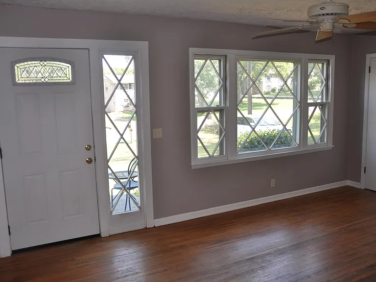 171 Lakeside Park Dr — Photo 4