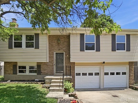 2nd image of 174 Circle Dr