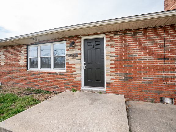 4th image of 5543 Illinois Ave #159