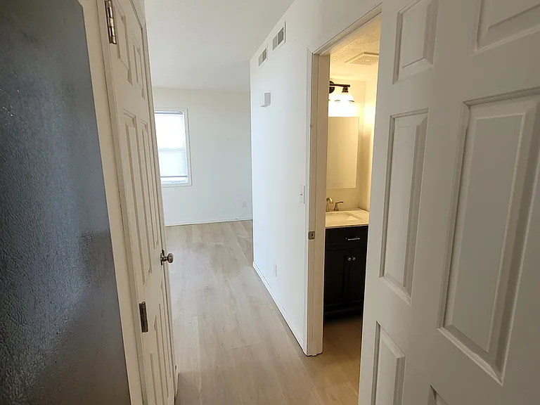 30 Westhaven Dr — Photo 27