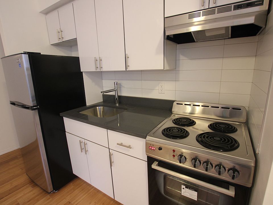 1st image of 1928 Pacific St APT 2R