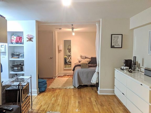 2nd image of 149 W 4th St APT 4D