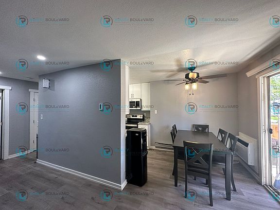 4th image of 3901 Clear Acre Ln APT 5