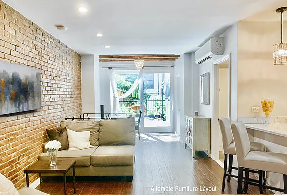 Sold by Compass | media 10