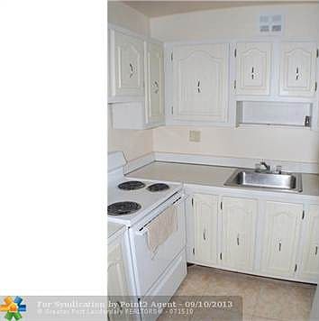3rd image of 3030 NE 21st Ter APT 14