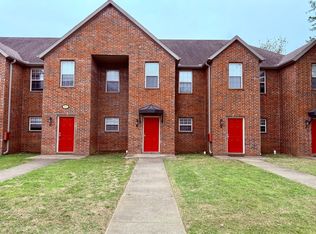 611D W Grove Ave, Springdale, AR 72764