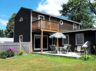 44 Avery St, Ipswich, MA 01938