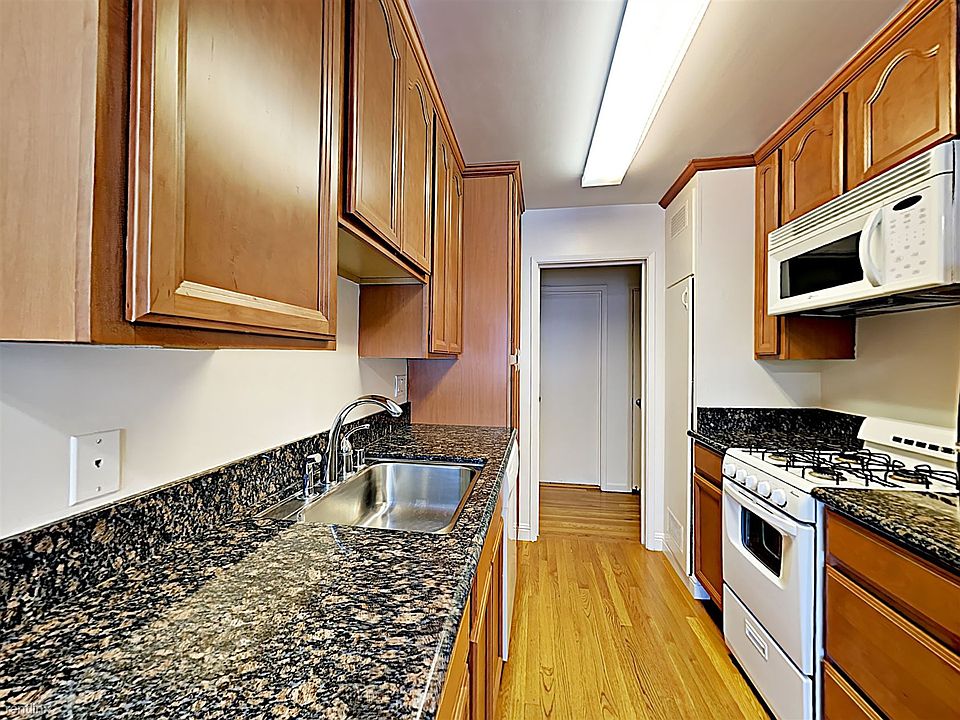 1st image of 1878 Park Ave APT 9