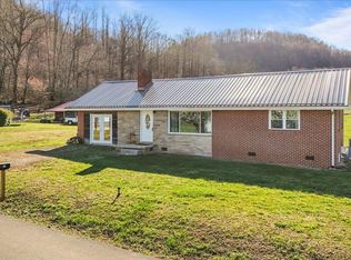 300 Berry Hill Rd, Elizabethton, TN 37643