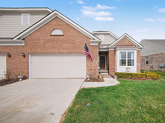 3rd image of 3376 Bella Vista Dr