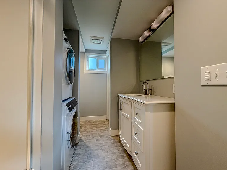 2212 Rucker Ave — Photo 11