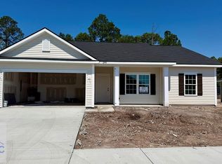 246 Juniper Dr, Hinesville, GA 31313