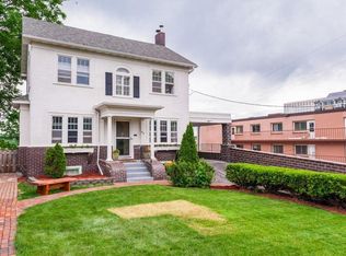 615 3rd St SW, Rochester, MN 55902