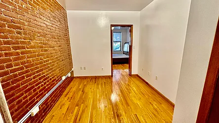 Rented by HOLTON REAL ESTATE INC.