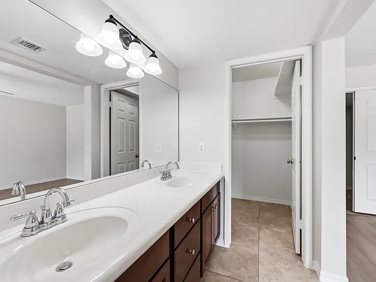 6232 W Sierra St — Photo 22