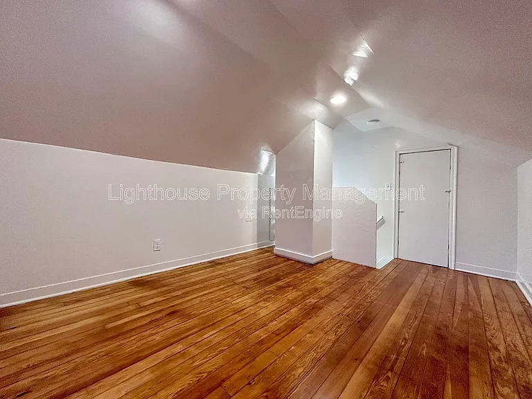 2174 Continental St — Photo 8