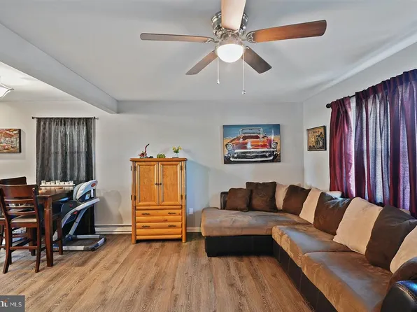 1662 Peach Basket Rd, Felton, DE 19943