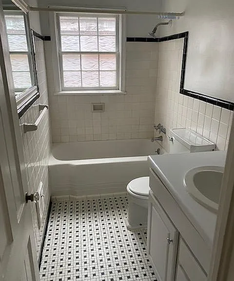 25 28th St NW — Photo 10