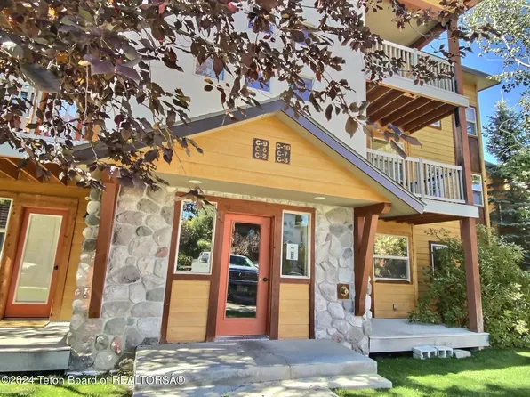 7552 Mountain Laurel Dr APT C3, Victor, ID 83455