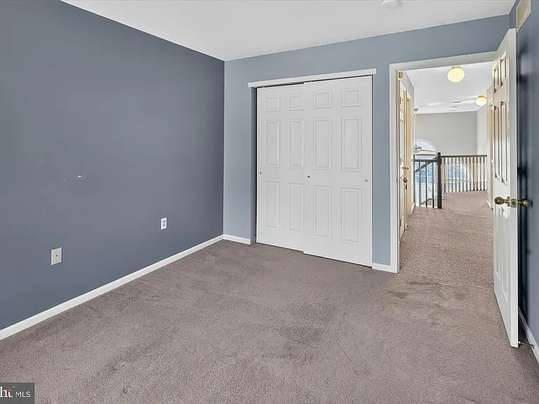 27 Lincoln Dr — Photo 26