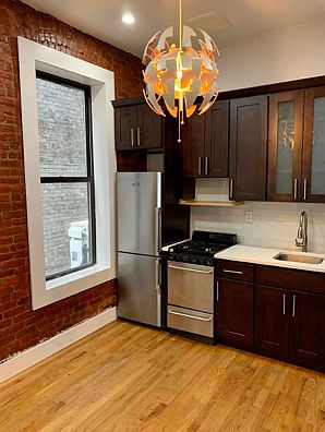 5th image of 1162 Dean St #1S