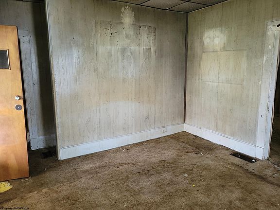4th image of 505 Ice St