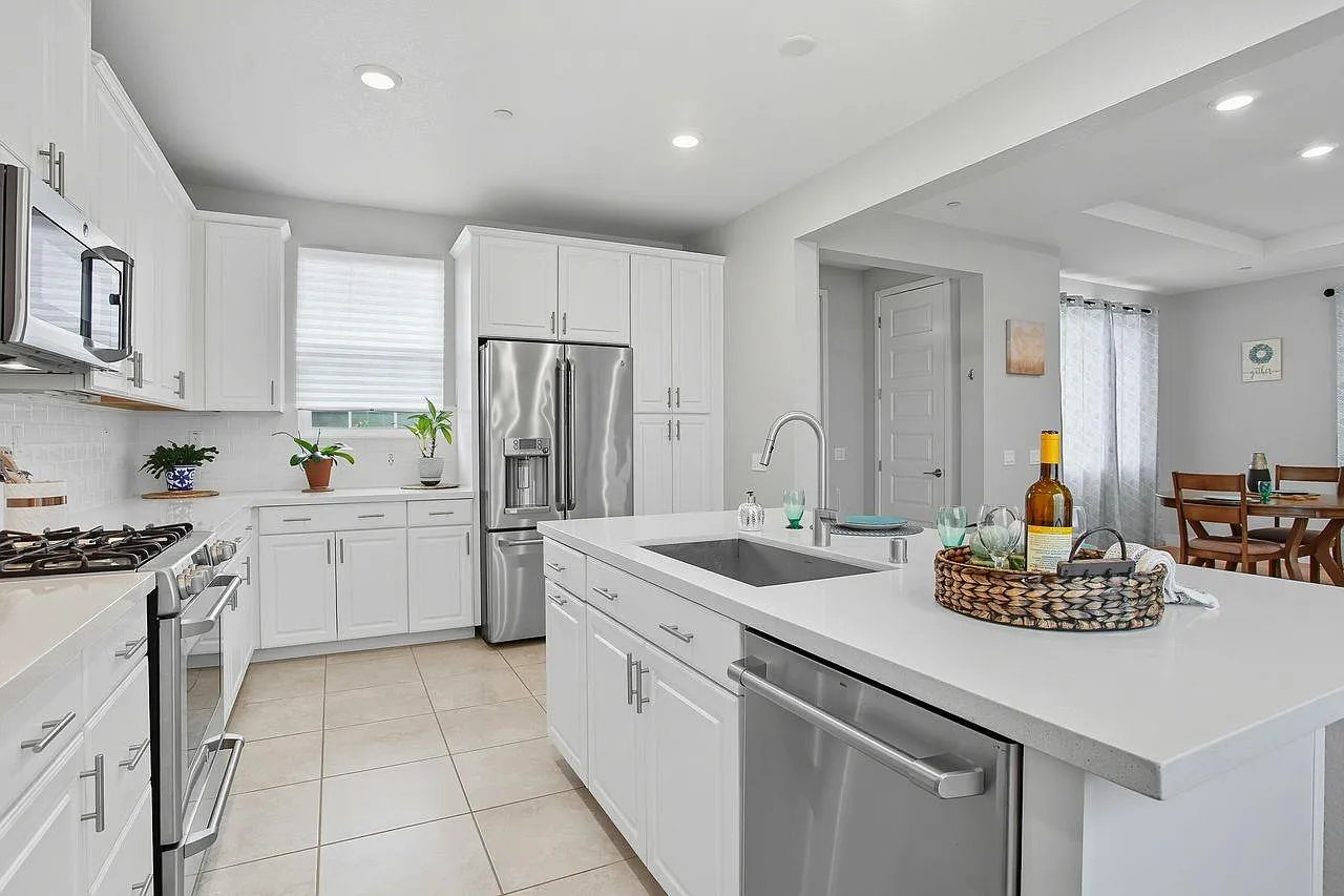 4009 Crete Island Ln photo 1