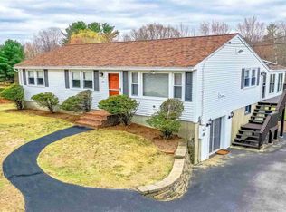 13 Cemetery Rd, Derry, NH 03038