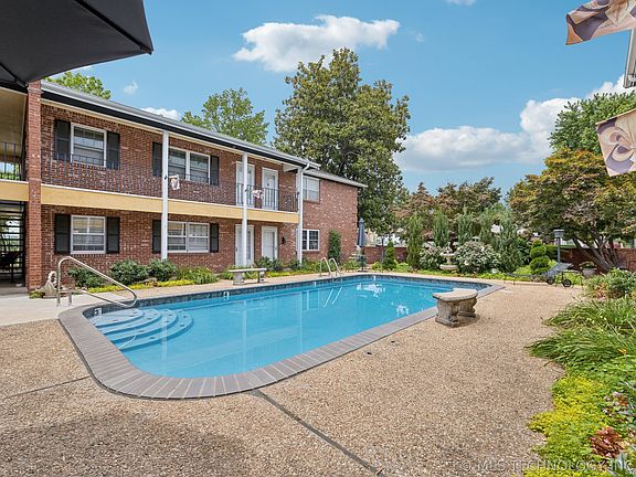 3rd image of 3701 S Riverside Dr W #12