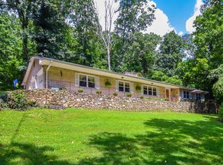 1638 Weaver Rd, Salem, VA 24153